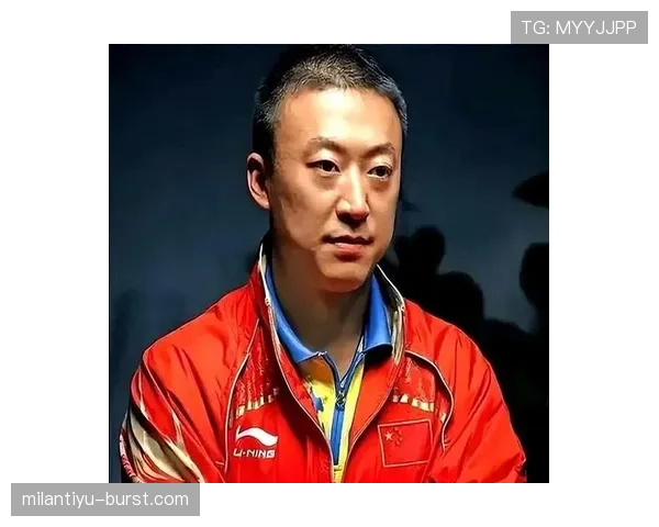马琳这训练完直接瘫沙发啃西瓜的样子，谁还记得他是拿过奥运金牌的？